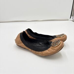 Tory Burch Women Sz 7.5 M Flat Shoes Nude Ballet Caroline Leather Elastic SlipOn